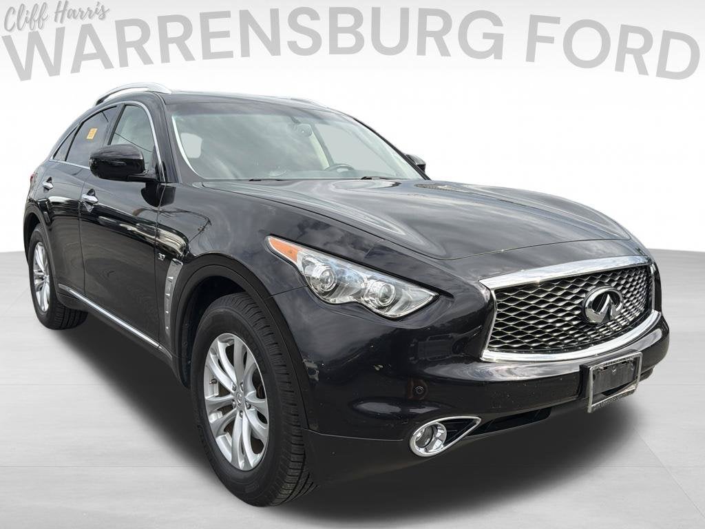 2017 INFINITI QX70 Base