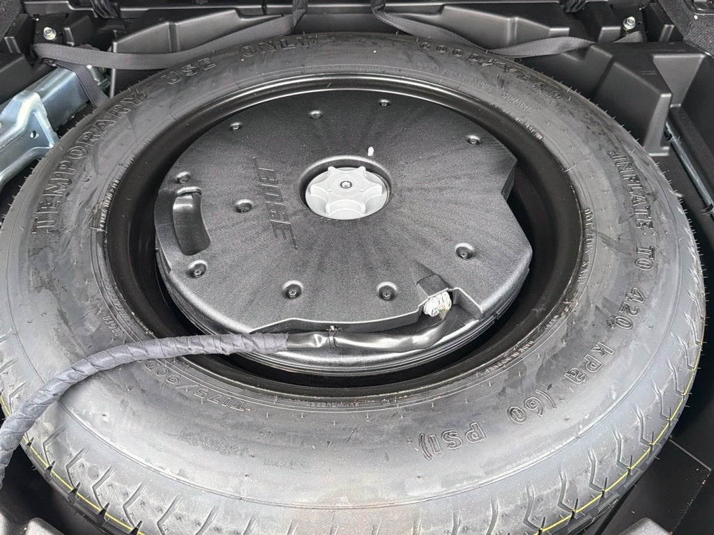 2017 INFINITI QX70 Base