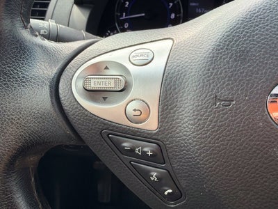 2017 INFINITI QX70 Base