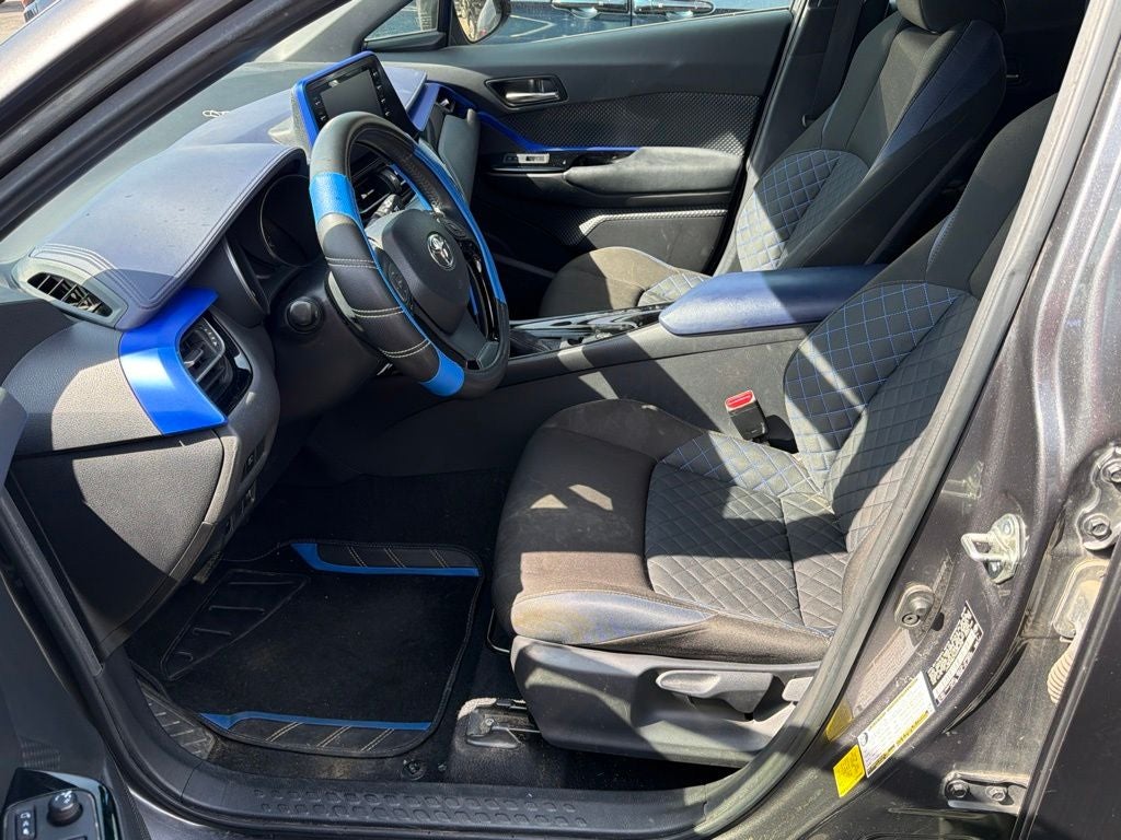 2021 Toyota C-HR XLE