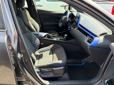 2021 Toyota C-HR XLE