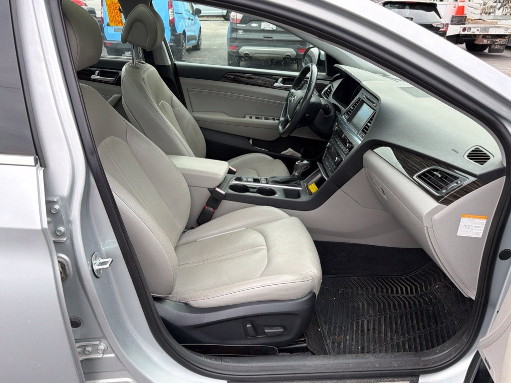 2017 Hyundai Sonata Hybrid Limited