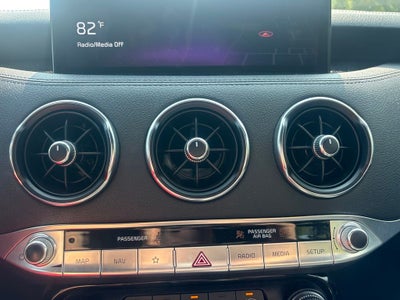 2022 Kia Stinger GT-Line
