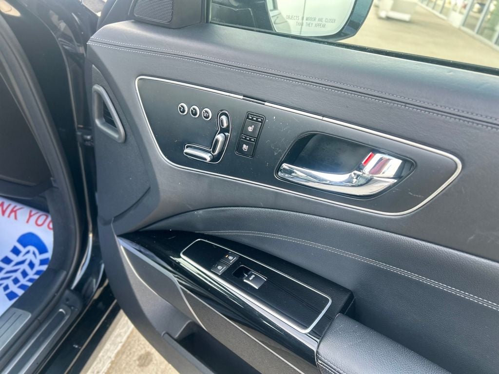 2015 Kia K900 Premium