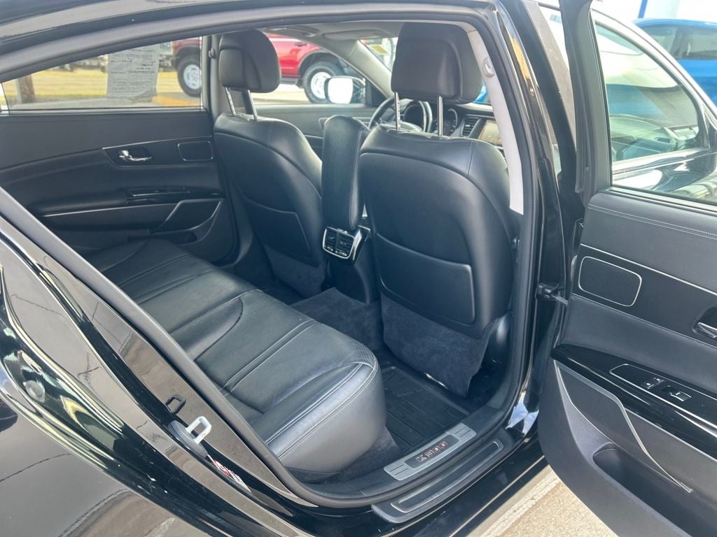 2015 Kia K900 Premium