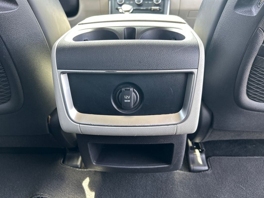 2023 Kia Carnival LX Seat Package