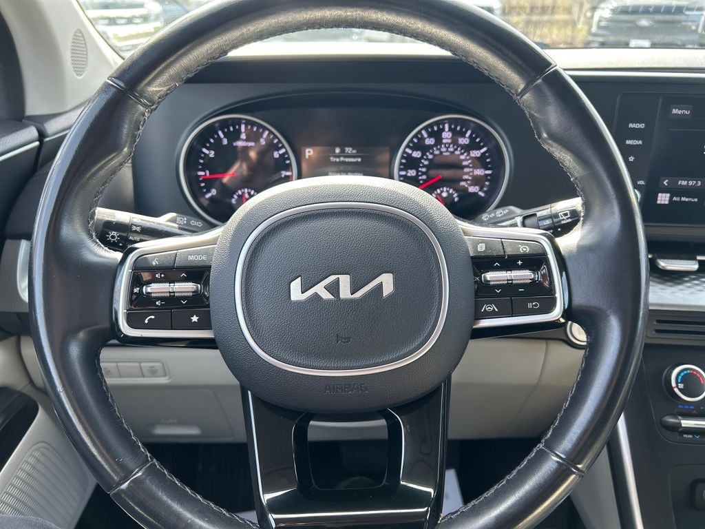 2023 Kia Carnival LX Seat Package