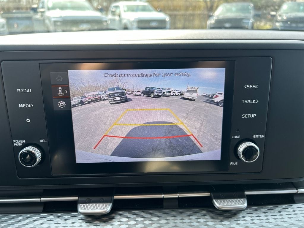 2023 Kia Carnival LX Seat Package