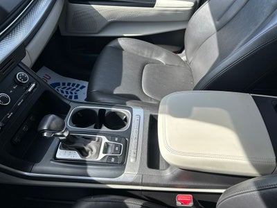 2023 Kia Carnival LX Seat Package
