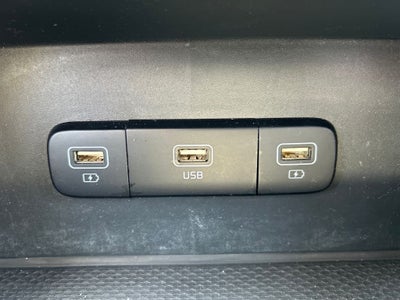 2023 Kia Carnival LX Seat Package