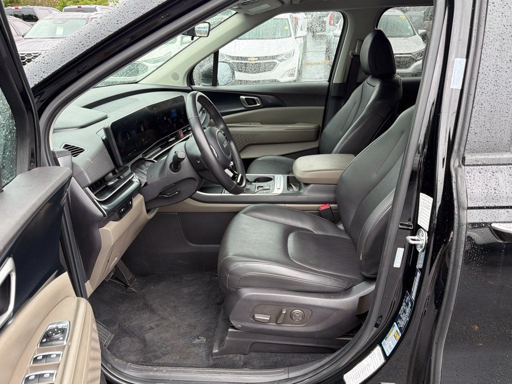 2025 Kia Carnival LXS