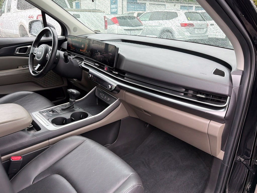 2025 Kia Carnival LXS