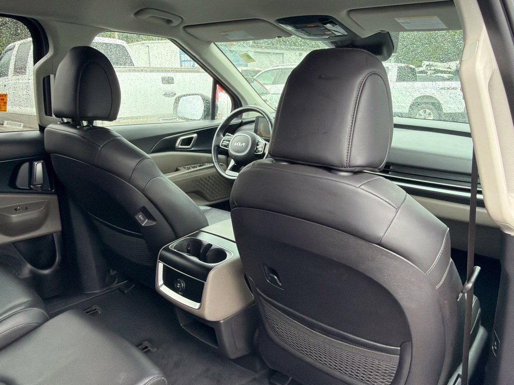2025 Kia Carnival LXS