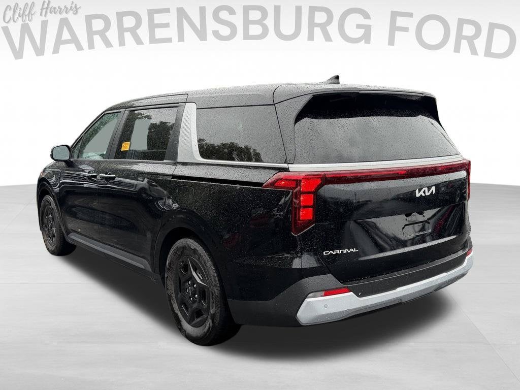 2025 Kia Carnival LXS