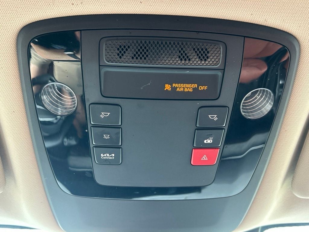 2024 Kia Carnival SX