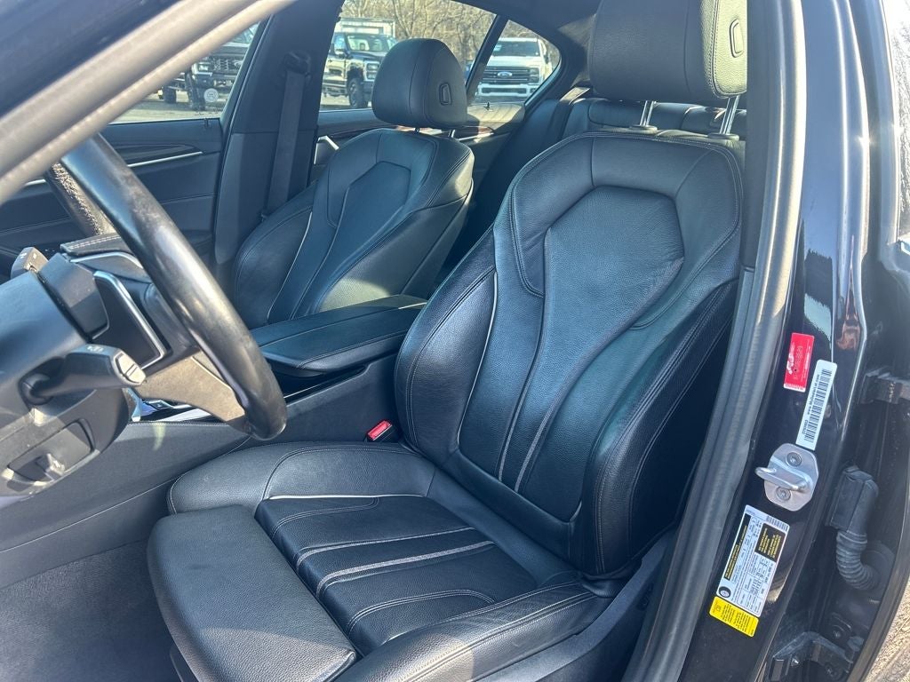 2017 BMW 5 Series 540i