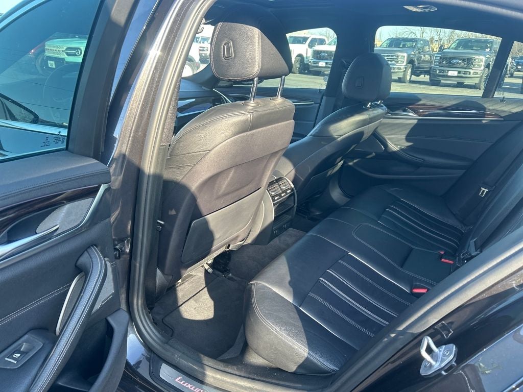 2017 BMW 5 Series 540i