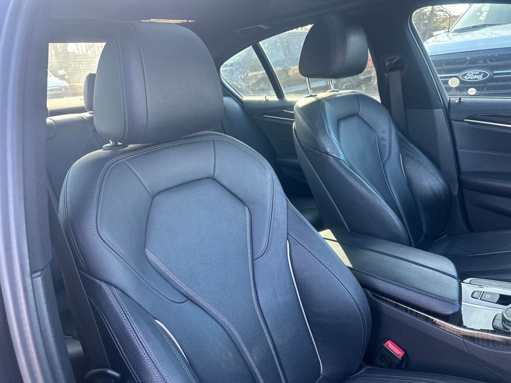 2017 BMW 5 Series 540i