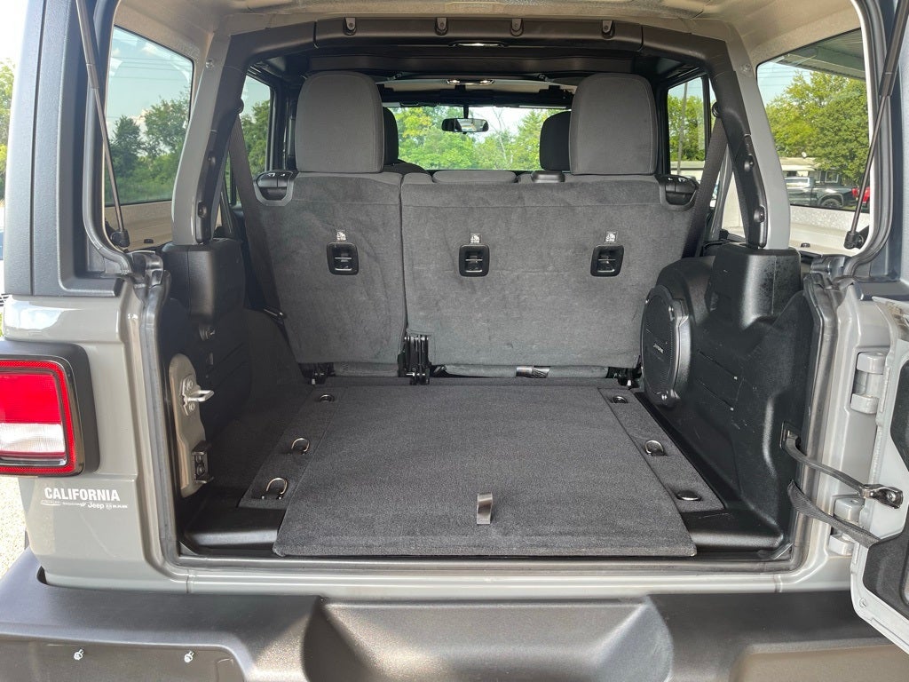 2021 Jeep Wrangler Unlimited Willys