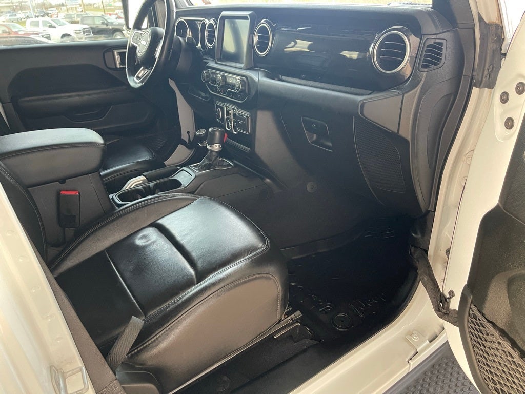 2020 Jeep Wrangler Unlimited Sahara Altitude