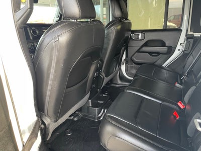 2020 Jeep Wrangler Unlimited Sahara Altitude