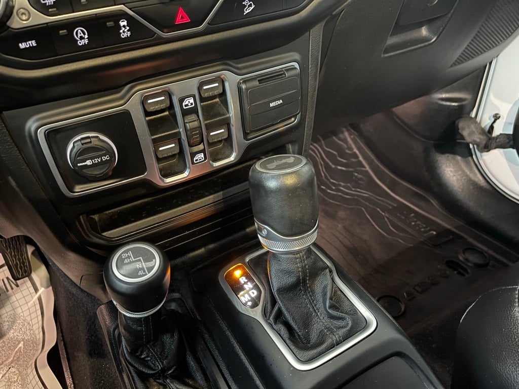 2020 Jeep Wrangler Unlimited Sahara Altitude