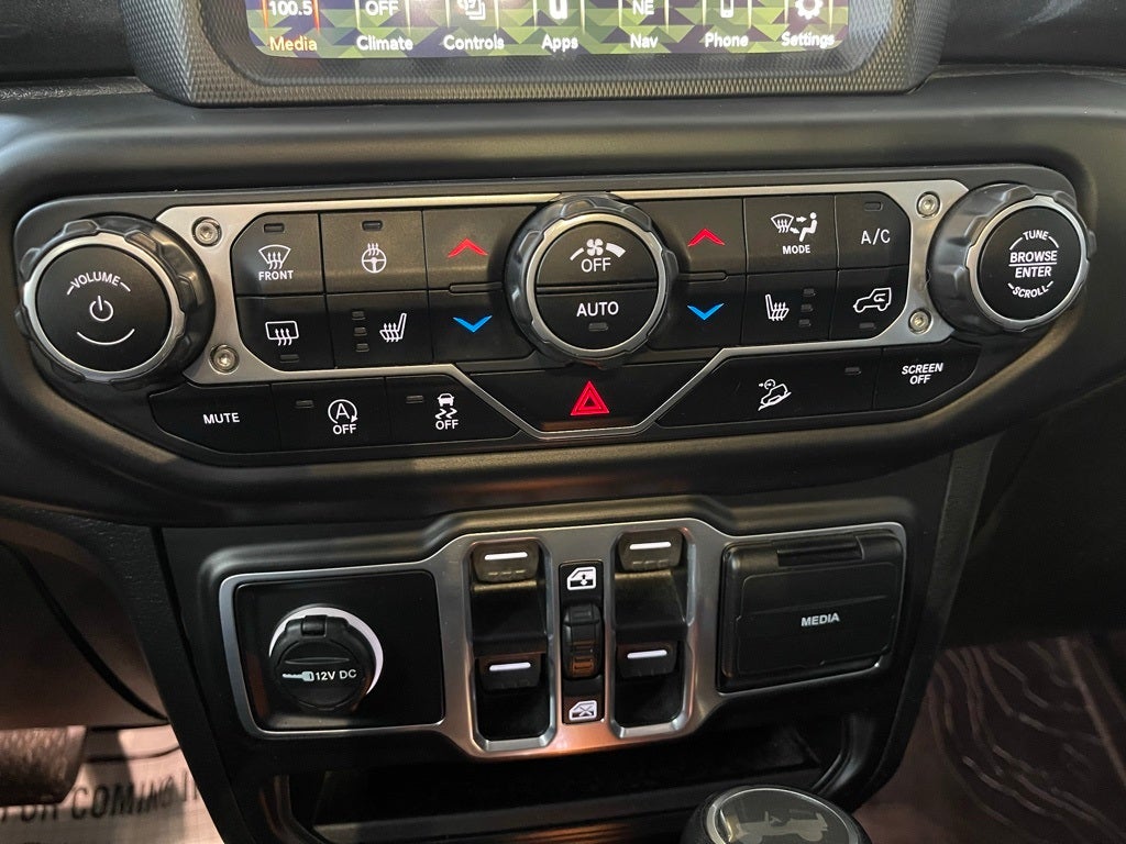 2020 Jeep Wrangler Unlimited Sahara Altitude