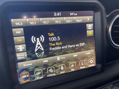 2020 Jeep Wrangler Unlimited Sahara Altitude