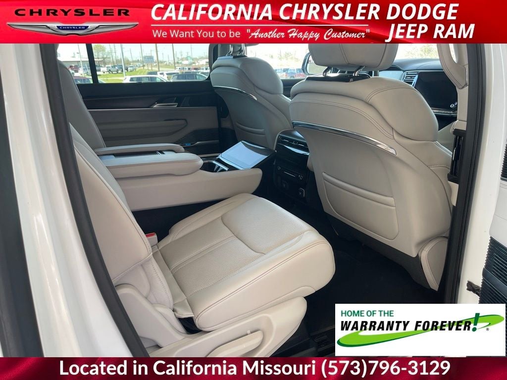 2024 Jeep Grand Wagoneer Base