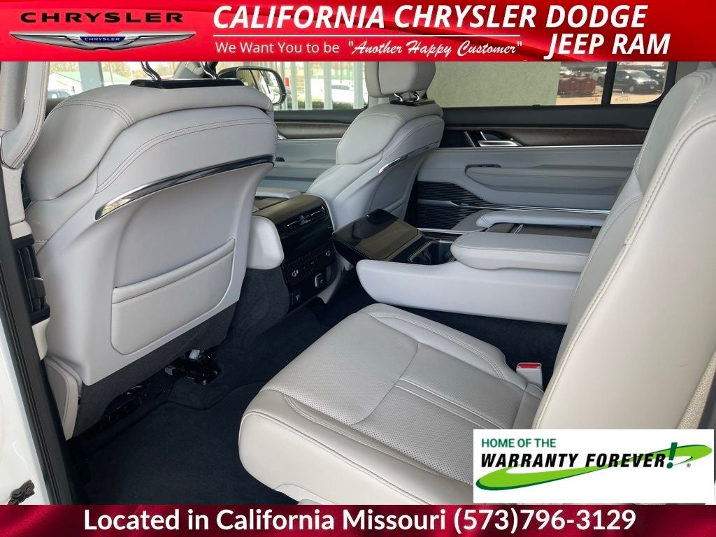 2024 Jeep Grand Wagoneer Base