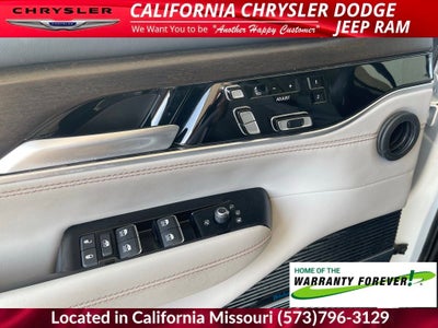 2024 Jeep Grand Wagoneer Base