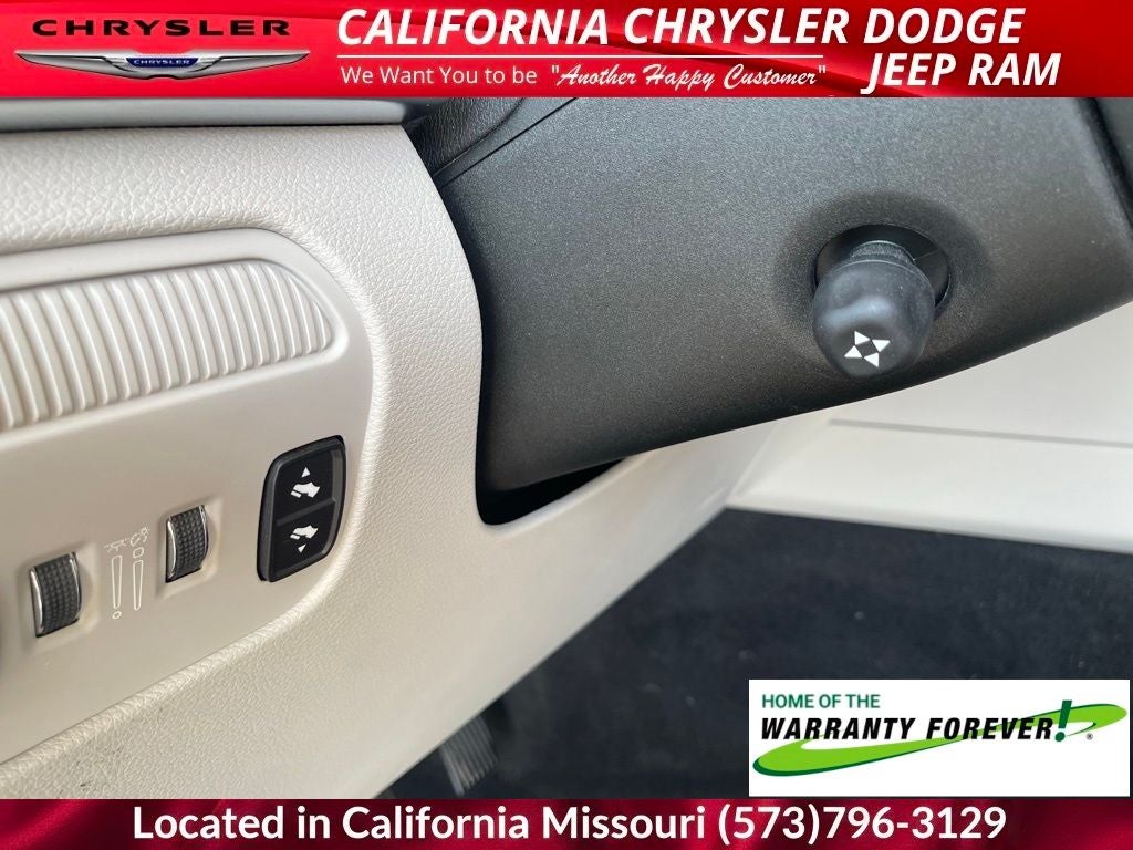 2024 Jeep Grand Wagoneer Base