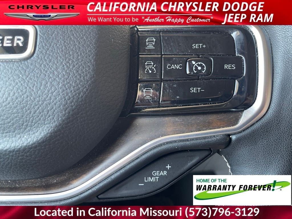 2024 Jeep Grand Wagoneer Base