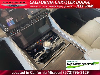 2024 Jeep Grand Wagoneer Base