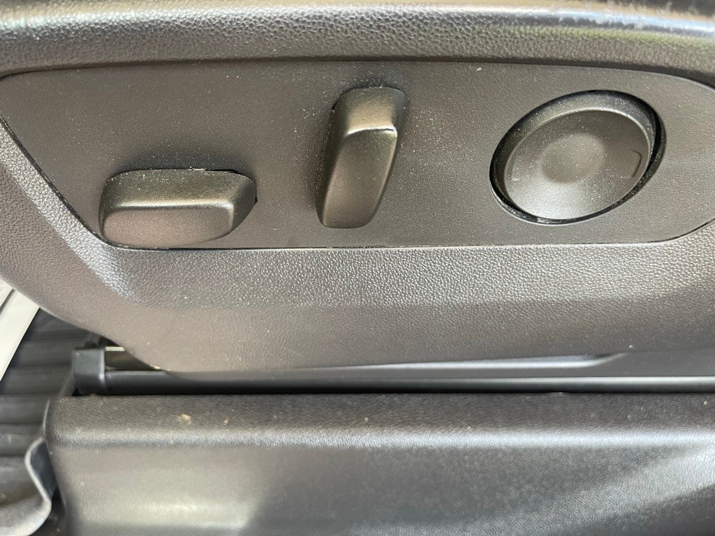 2024 Chevrolet Silverado 1500 LT LT1