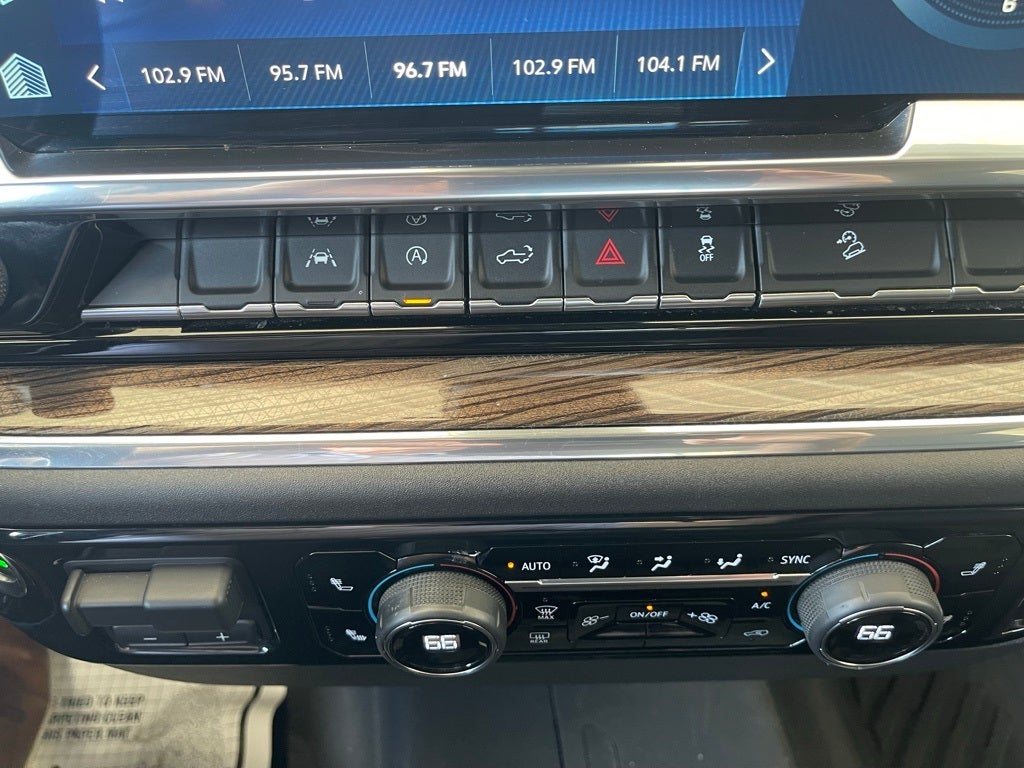 2024 Chevrolet Silverado 1500 LT LT1