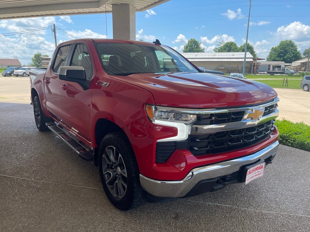 2024 Chevrolet Silverado 1500 LT LT1