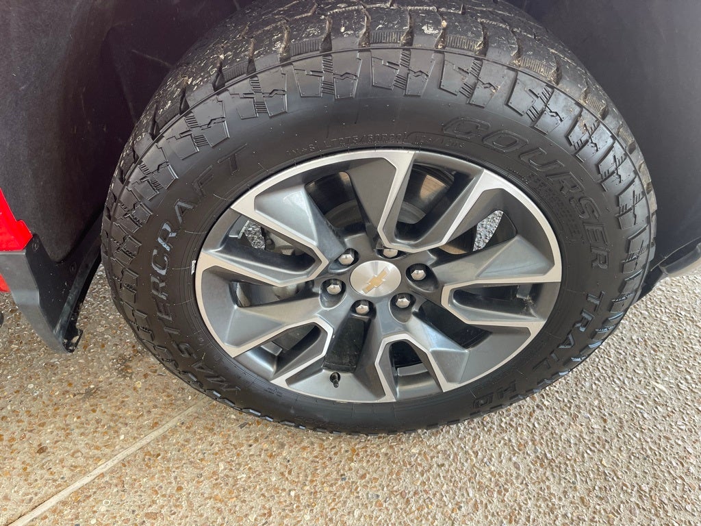 2024 Chevrolet Silverado 1500 LT LT1