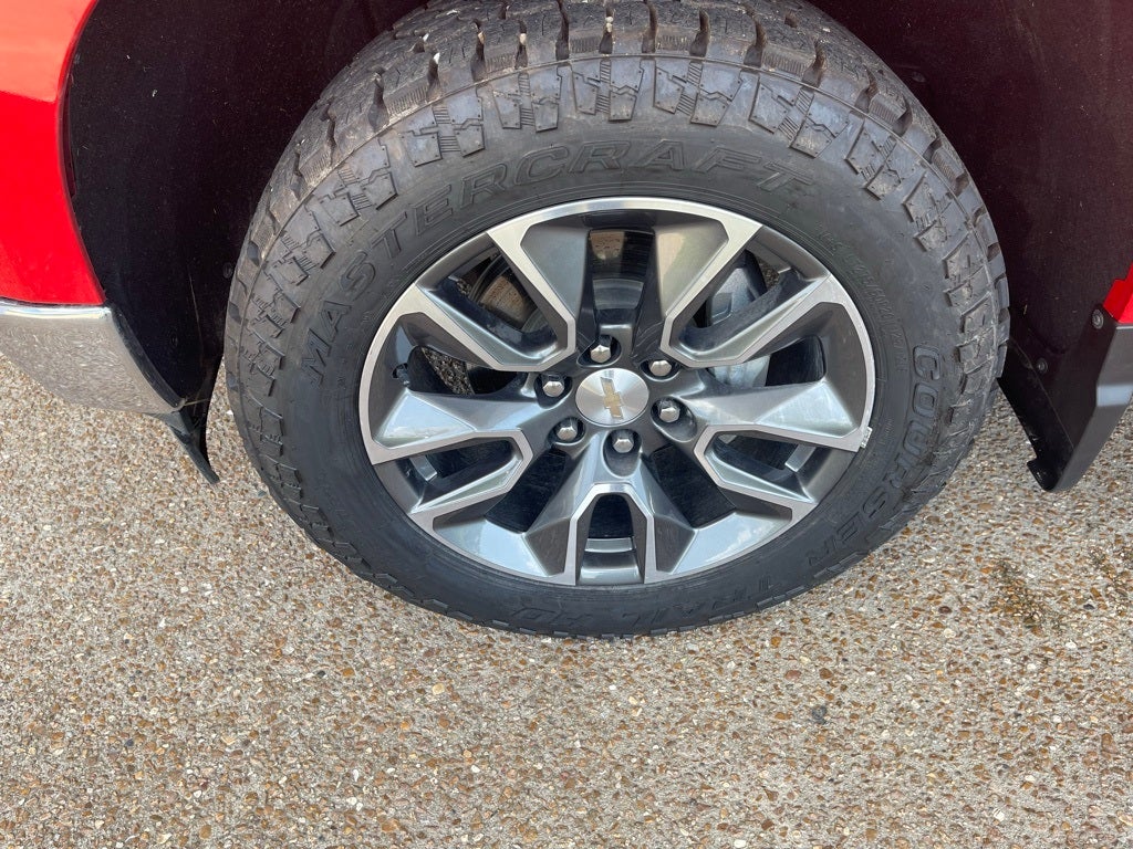 2024 Chevrolet Silverado 1500 LT LT1