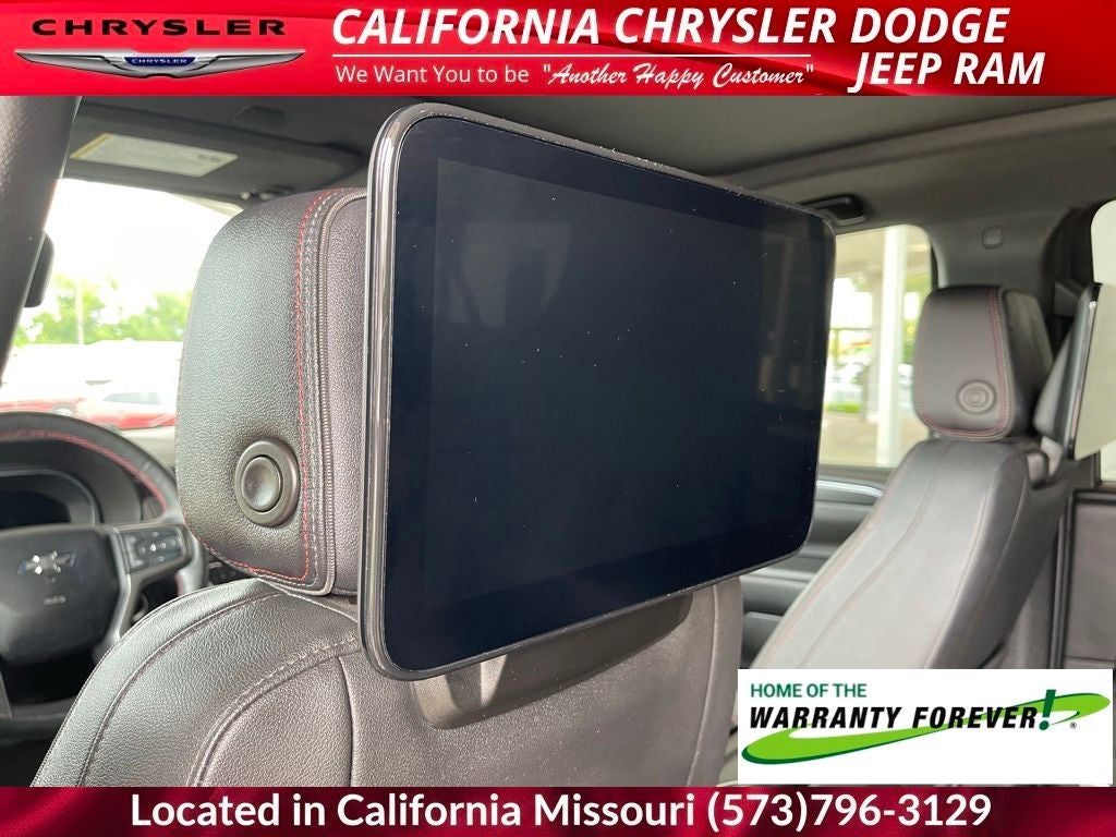 2024 Chevrolet Suburban RST