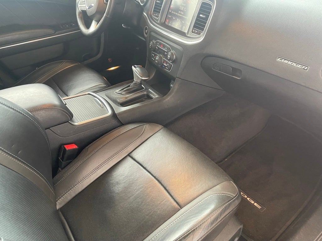 2016 Dodge Charger SXT