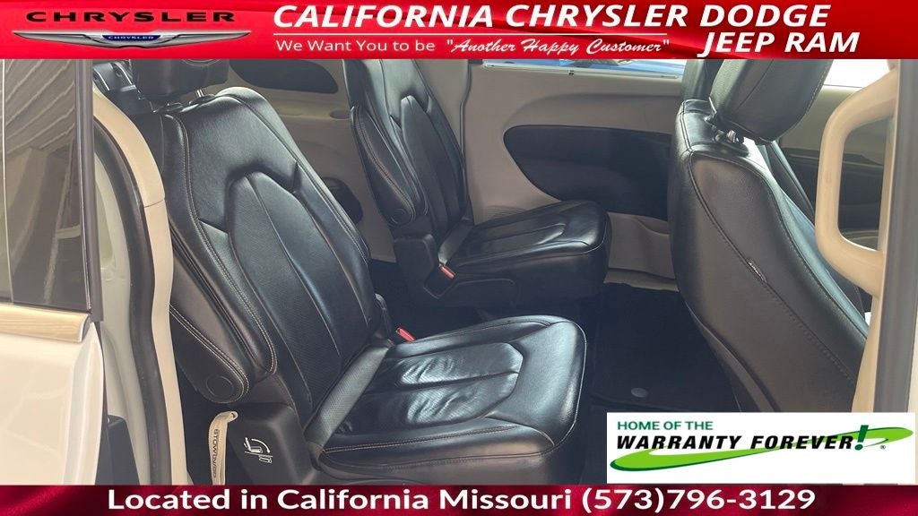2022 Chrysler Pacifica Touring L