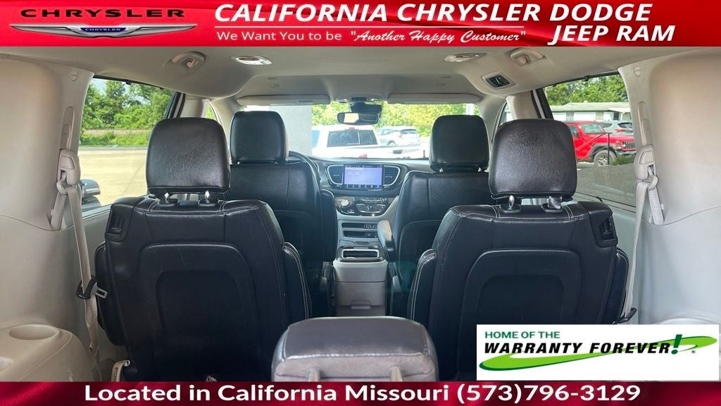 2022 Chrysler Pacifica Touring L
