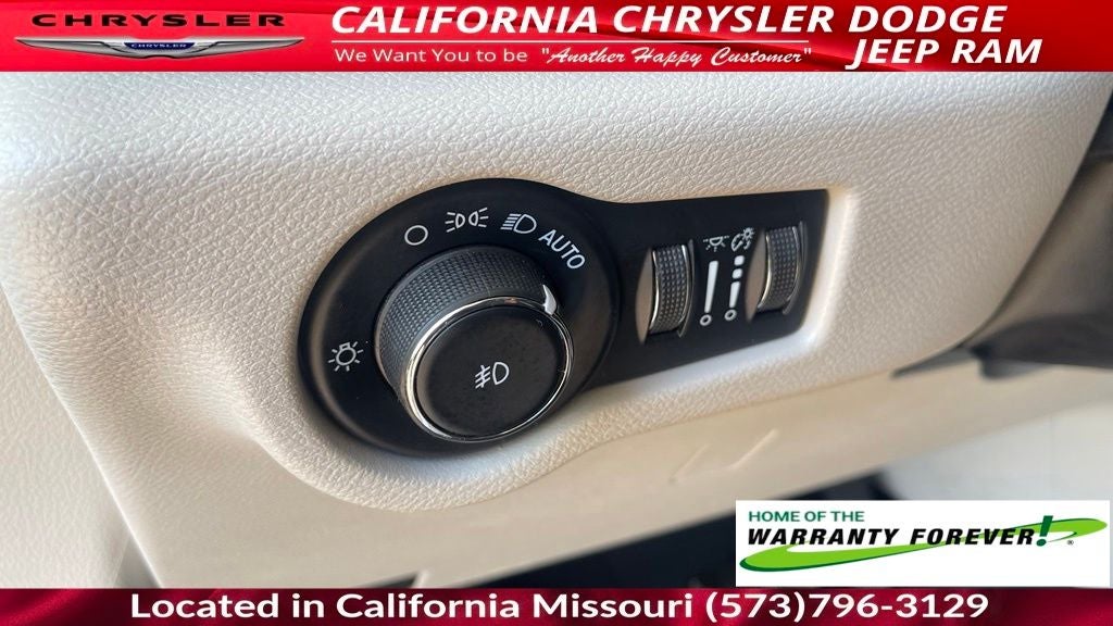 2022 Chrysler Pacifica Touring L