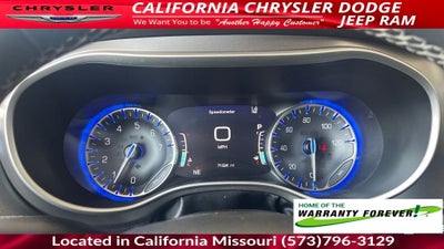 2022 Chrysler Pacifica Touring L