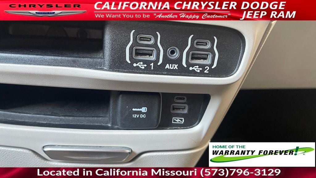 2022 Chrysler Pacifica Touring L