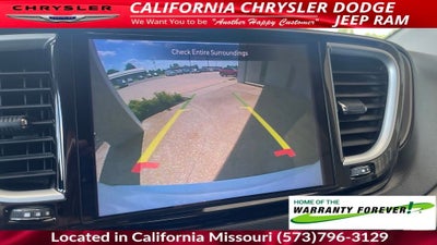 2022 Chrysler Pacifica Touring L