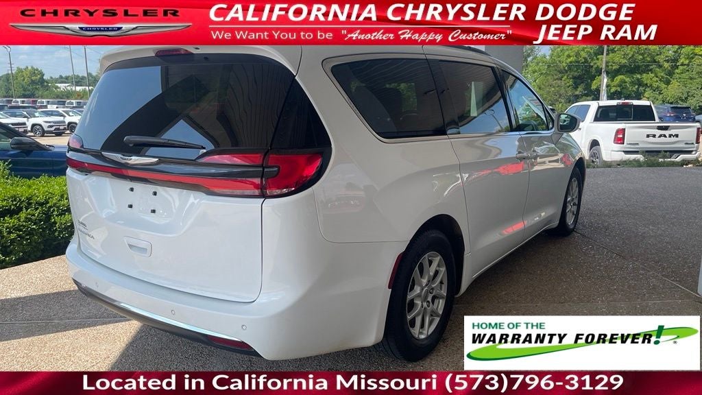 2022 Chrysler Pacifica Touring L