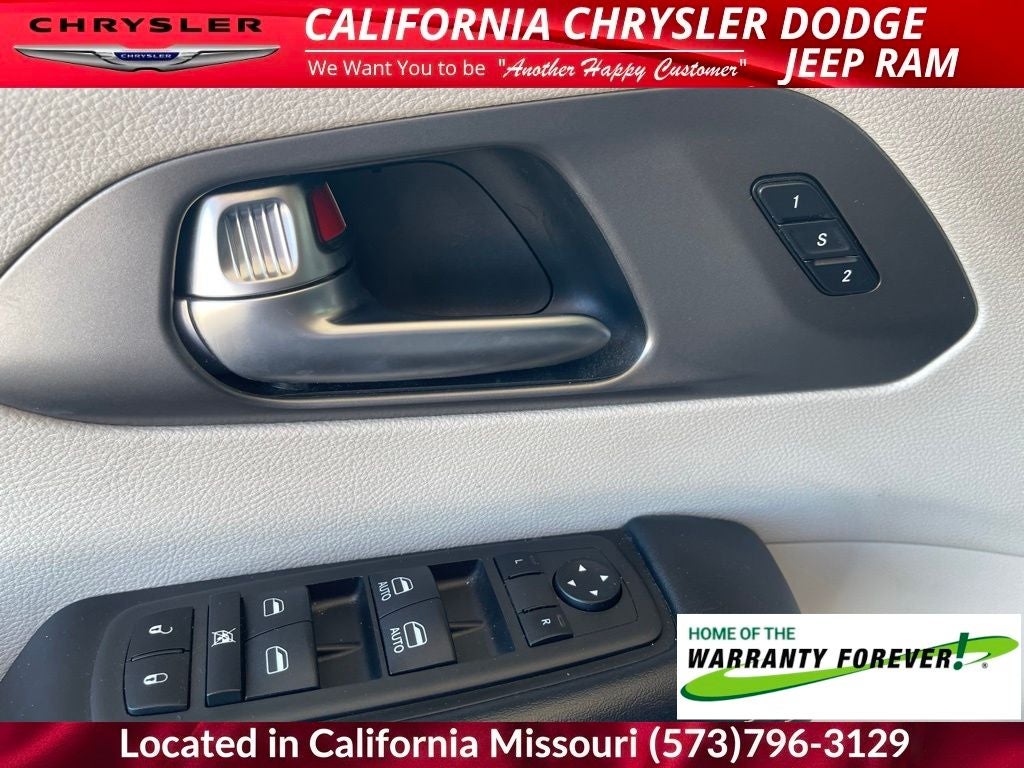 2022 Chrysler Pacifica Touring L