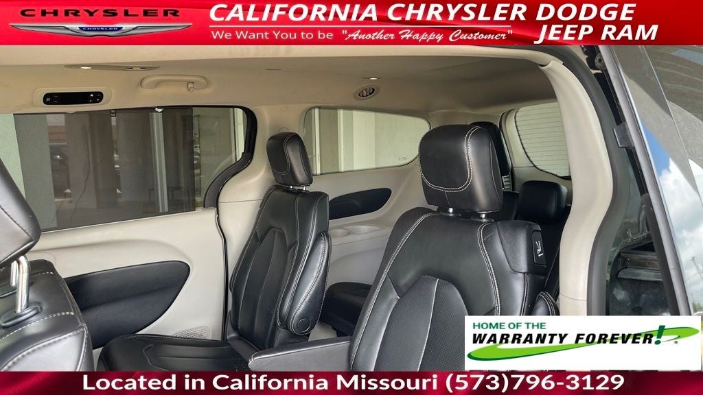 2023 Chrysler Pacifica Touring L